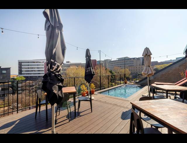 1 BEDROOM APARTMENT FOR SALE IN SANDOWN